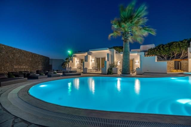 Omnia Mykonos Boutique Hotel & Suites