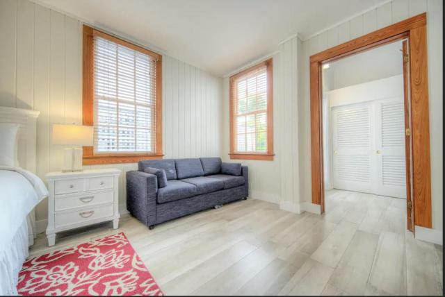 The Bartlum-Luxurious Studio