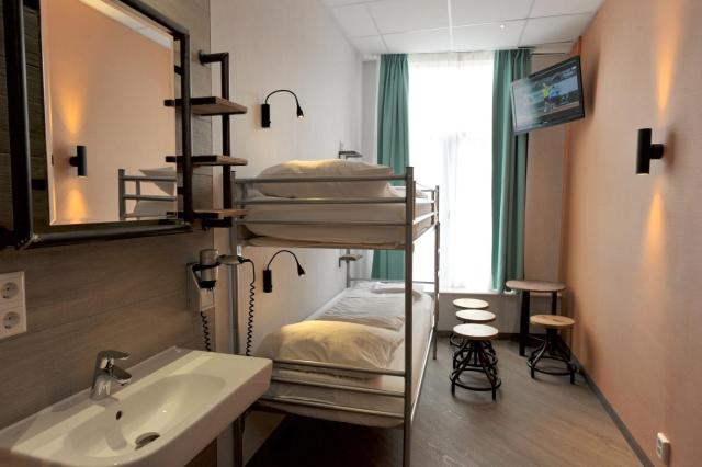 Tourist Inn One Amsterdam