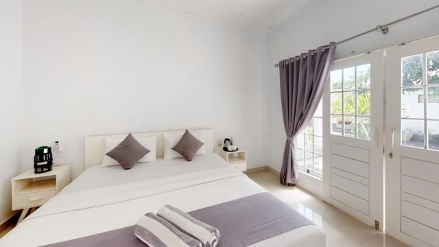 Casa Blanca Gili Air