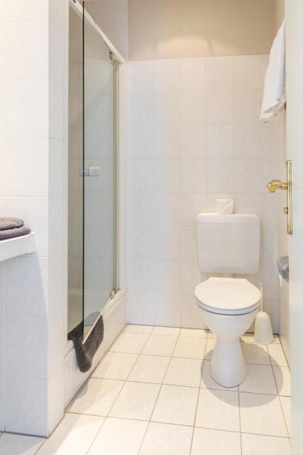 GÀstezimmer in Bornheim mit Self-Check-in 24h zwischen Köln & Bonn nahe Phantasialand