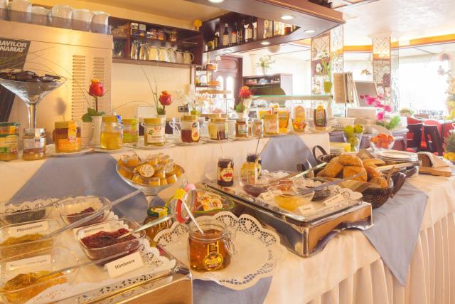 Themen Hotel Terrassen Cafe