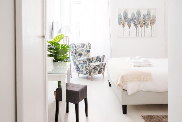 White Fanti Apartment