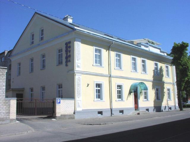 Central Hotel