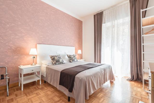 Urbana Apartment Colosseum