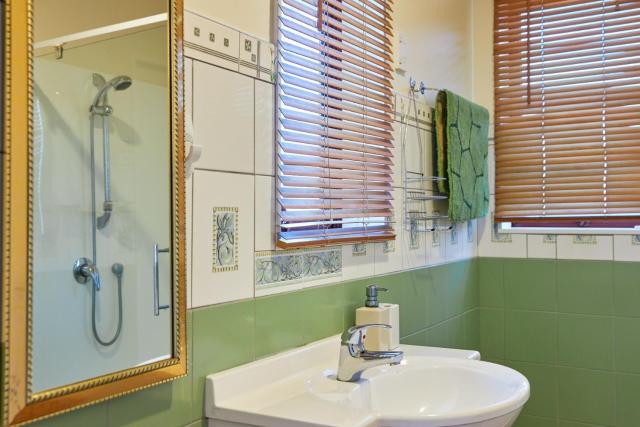Coastal, Spacious, Mountain Views - KK21238