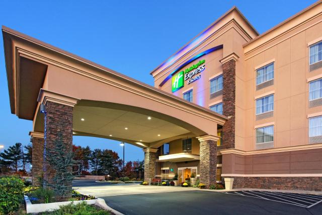 Holiday Inn Express & Suites Cookeville by IHG