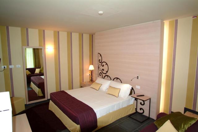 El Homs Palace Hotel
