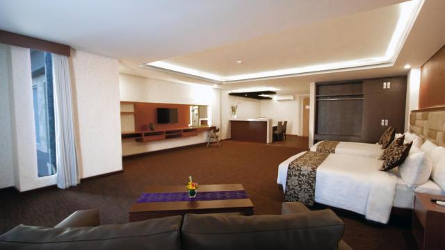 Quest San Denpasar by ASTON