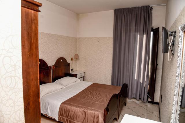 Business Hotel