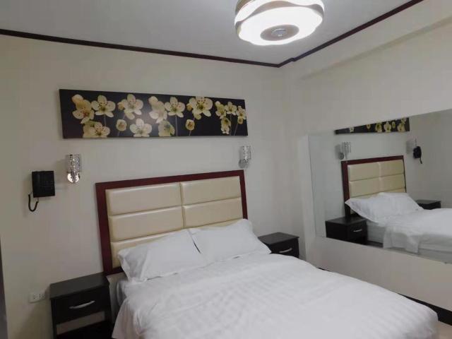 Sunshine Hotel