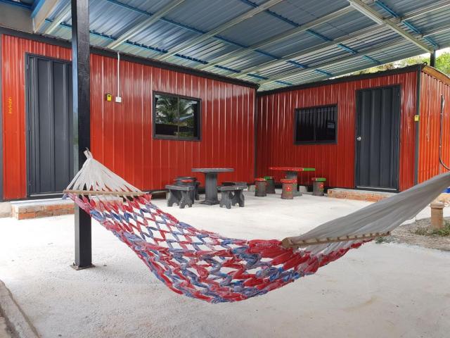 Padang Besar Red Cabin Homestay