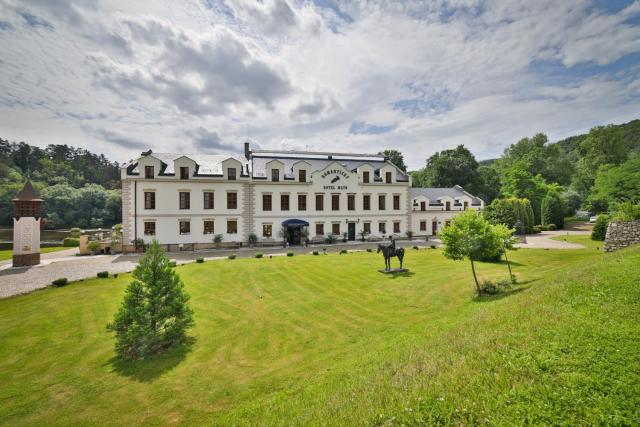 Romantic Hotel Mlýn Karlstejn