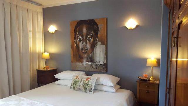 CAPE TOWN 1BR SEAFRONT Mouille Point