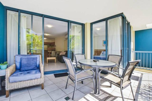 Beachside 1-Bedroom Apartment -Alex and Mooloolaba