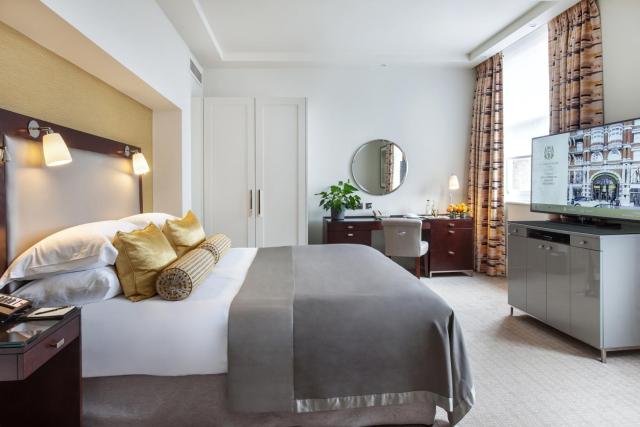 Taj 51 Buckingham Gate Suites and Residences