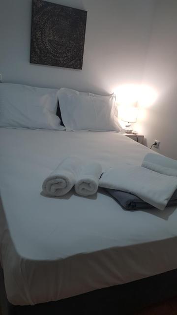 Apartment at Acropolis Museum by YHA
