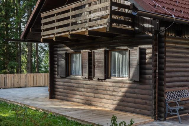 Cabin Storzek