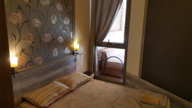 Pearl by the Sea, Living room and one bedroom