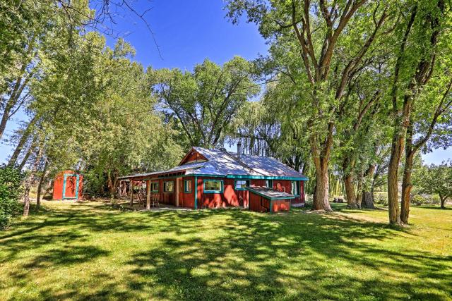 Quiet Durango Farmhouse w/ Beautiful Yard & Gazebo