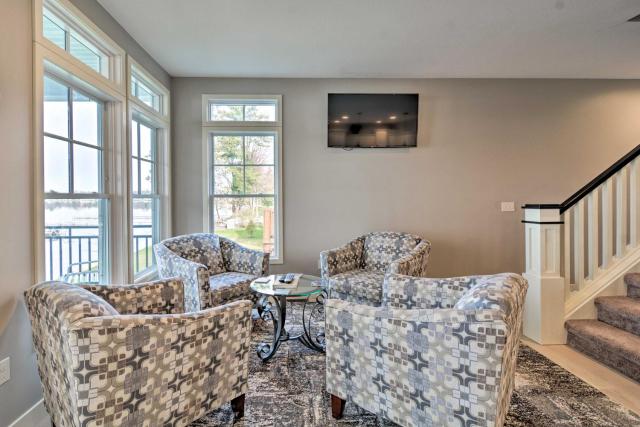 Lakefront Home w/ Dock! 18 M to Caberfae Peaks