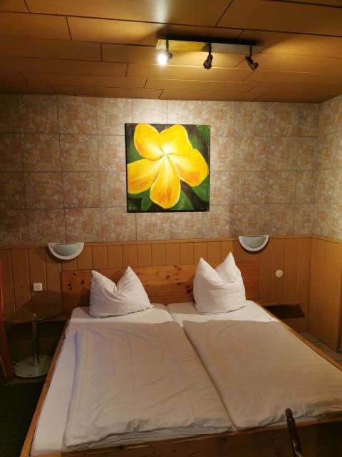 See Lord Hotel