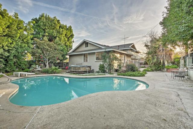 Santa Ana Home w/ Pool, 15 Minutes to Disney!