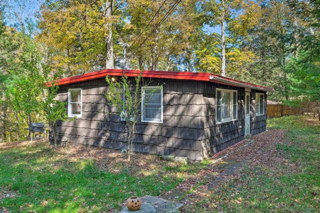 Catskill Mtn Home w/ Deck ~ 1 Miles to Zoom Flume!