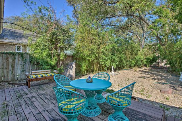 Dallas Couples Retreat: Walk to Lower Greenville!