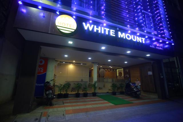 Hotel White Mount
