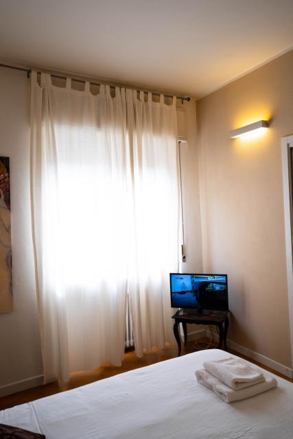 V12 Apartments - Alfieri 2A