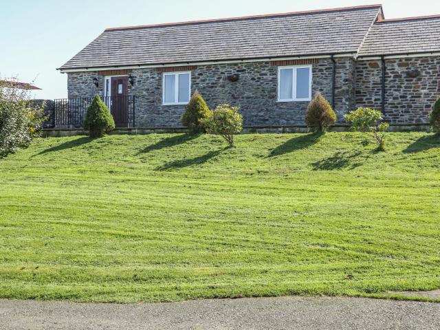 Middle Barn