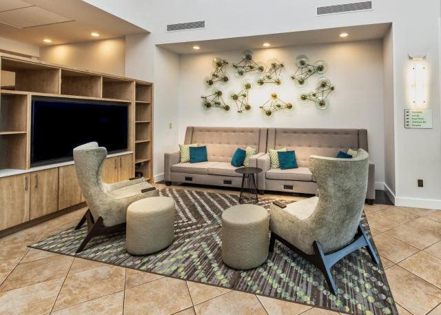 Holiday Inn & Suites Memphis - Wolfchase Galleria by IHG
