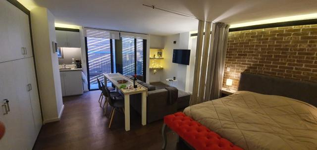 Small cozy apartment in the historic center