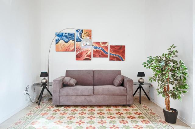 Central Valletta 2BR - 2 Bathrooms - Sleeps 6
