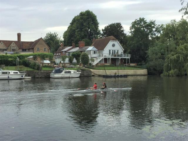 Thames Edge Rooms