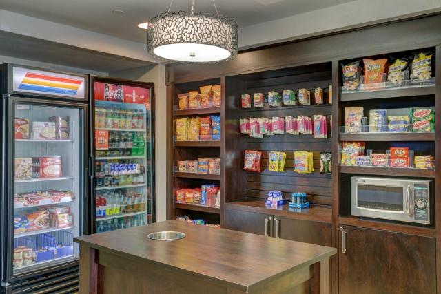 Holiday Inn Milwaukee Airport by IHG