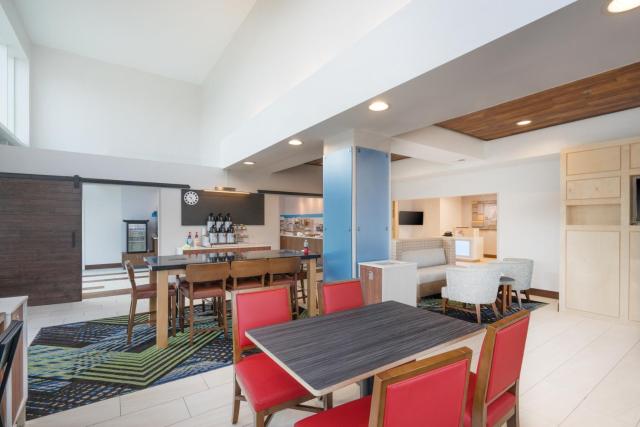 Holiday Inn Express Hotel & Suites Frankfort by IHG