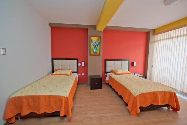 Plaza Sur Hotel & Suites