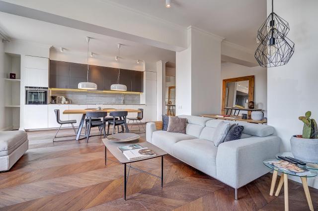 Vilnius Apartments & Suites - Gedimino avenue