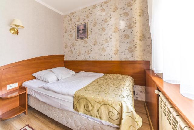 Hotel Doris
