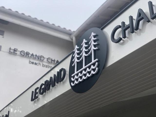 Beach Hotel - Le Grand Chalet