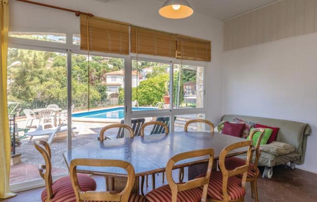 Villa Suria 8 people Lloret de mar