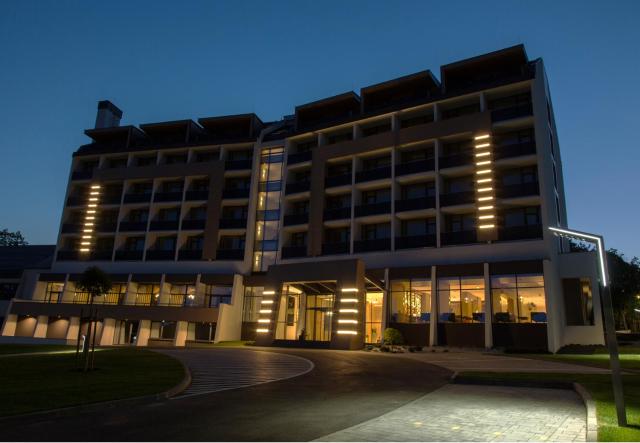 Avar Hotel