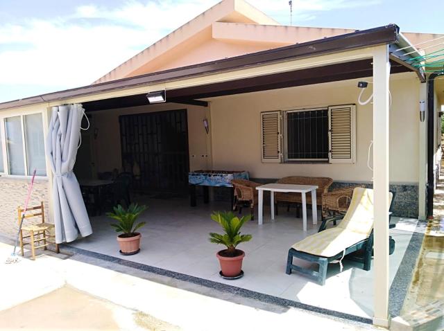 House with 3 bedrooms in Menfi with wonderful sea view and enclosed garden 1 km from the beach