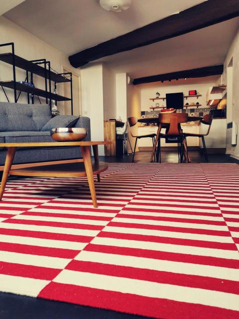 Charmant appartement, plein pied, 2 places parkings