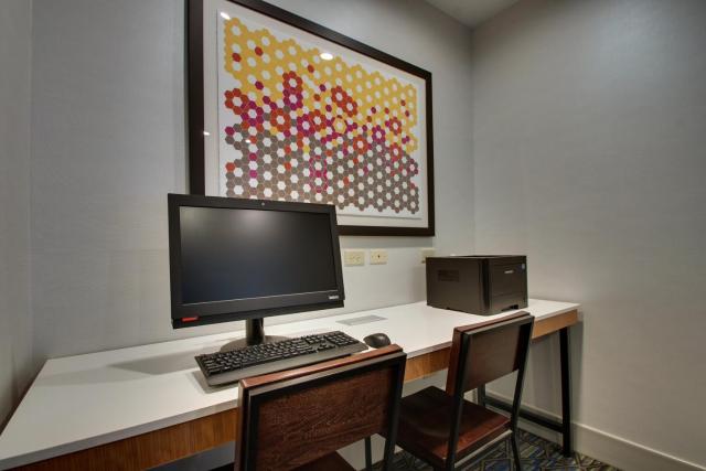 Holiday Inn Express Hotel & Suites Morris by IHG