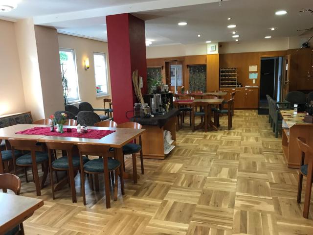 Haus Rosenbaum am Rennsteig Gruppenhaus - Pension - Ferienhaus bis 50 Personen