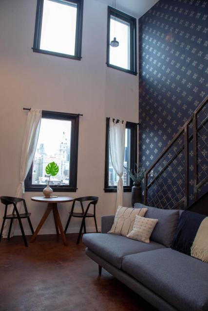 Hive Room Loft at Kestrel Hotel
