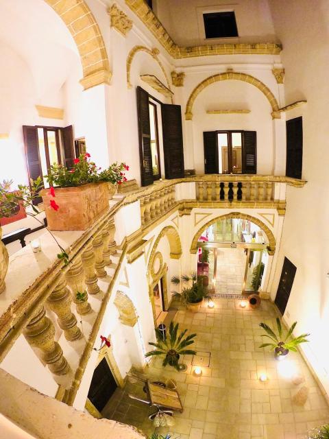 Al Pescatore Hotel & Restaurant